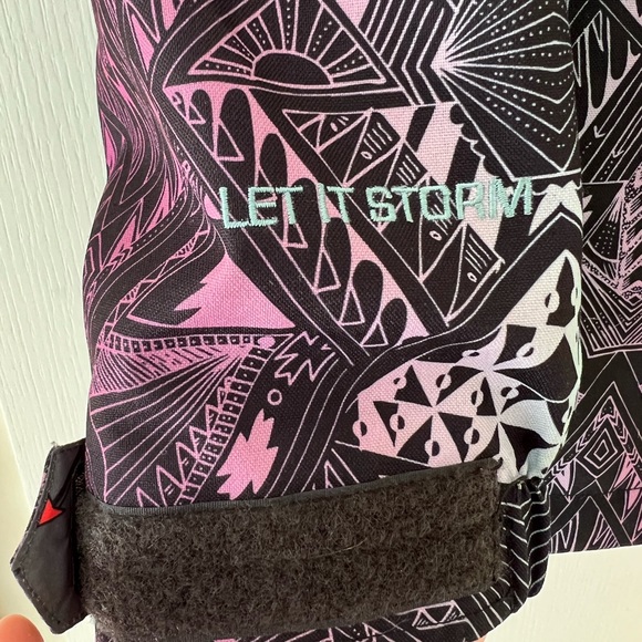 Women’s Volcom Ski Coat - Picture 6 of 8